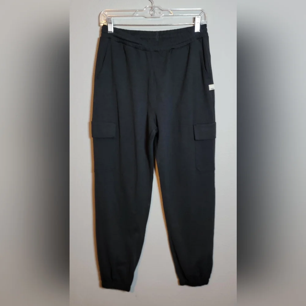 Vuori Boyfriend Cargo Pants Size Small Black - Picture 2 of 7